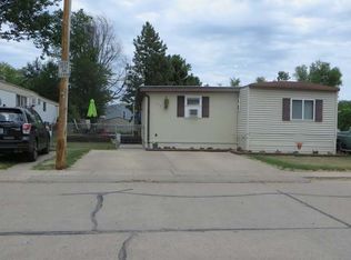 108 Buffalo St W, Mandan, ND 58554