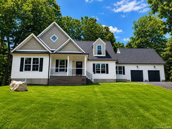 34 Innis Ave., Newburgh, NY 12550