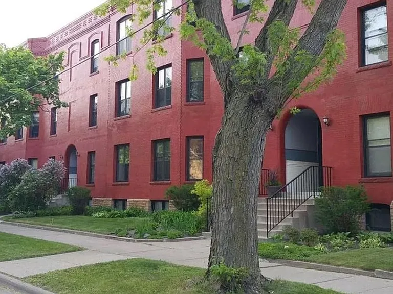 Dover Apartments — Photo 11