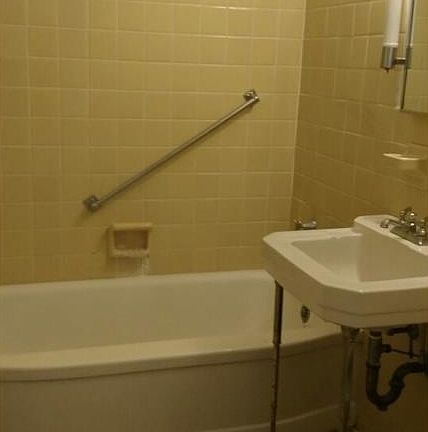 5th image of 19201 Van Aken Blvd APT 201