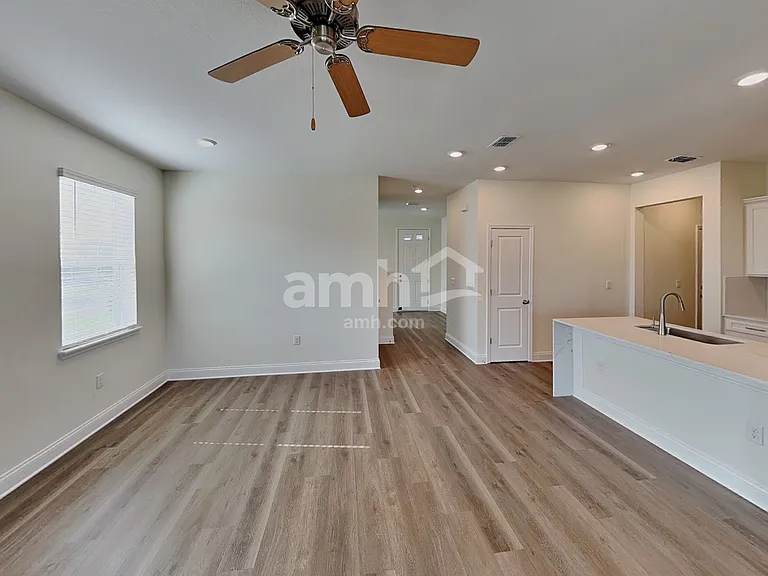 3728 Center Cove Ln — Photo 7