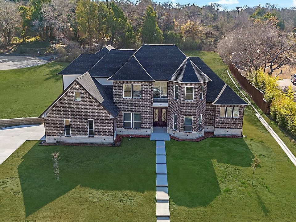 1st image of 702 Linkcrest Dr