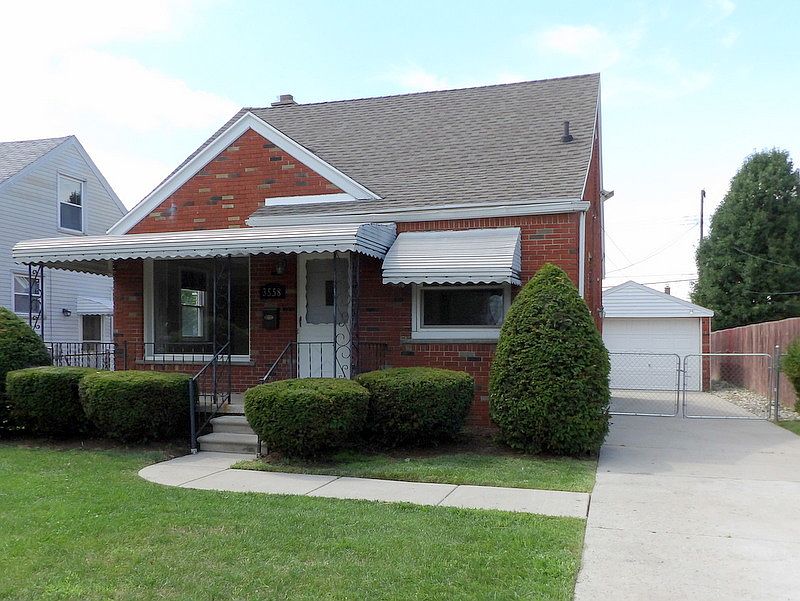 2nd image of 3558 14th St