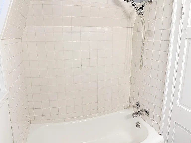 309 S Main St #9 — Photo 9