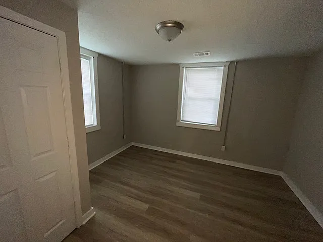 1177 Shurling Dr — Photo 20