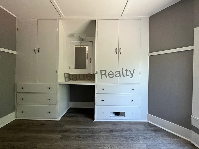 58 E Main St — Photo 27