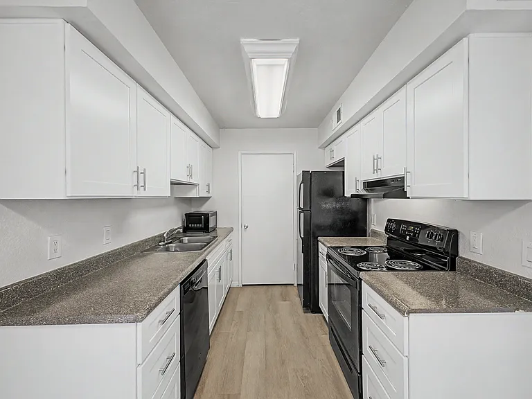 420 N 64th St #113 — Photo 10