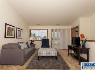 5920 80th St #302, Pleasant Prairie, WI 53158