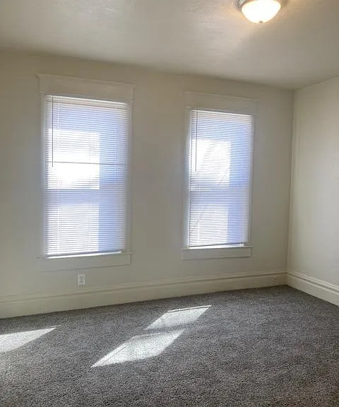 2419 NE Madison Ave — Photo 7