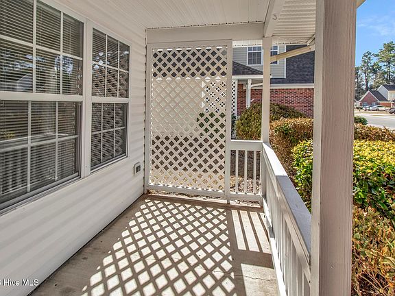 4th image of 322 Saint Rosea Road