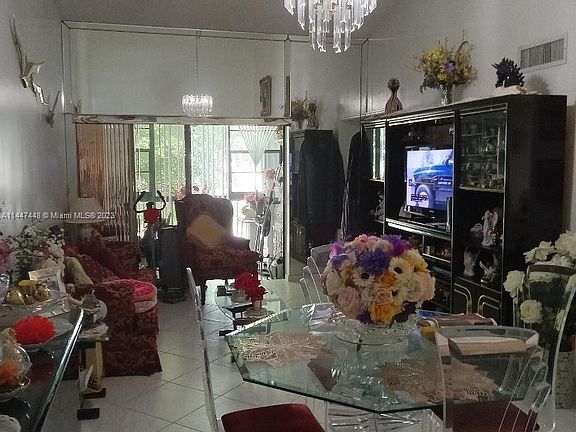 4th image of 9429 Fontainebleau Blvd APT 204