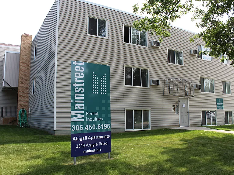 3319 Argyle Rd — Photo 8