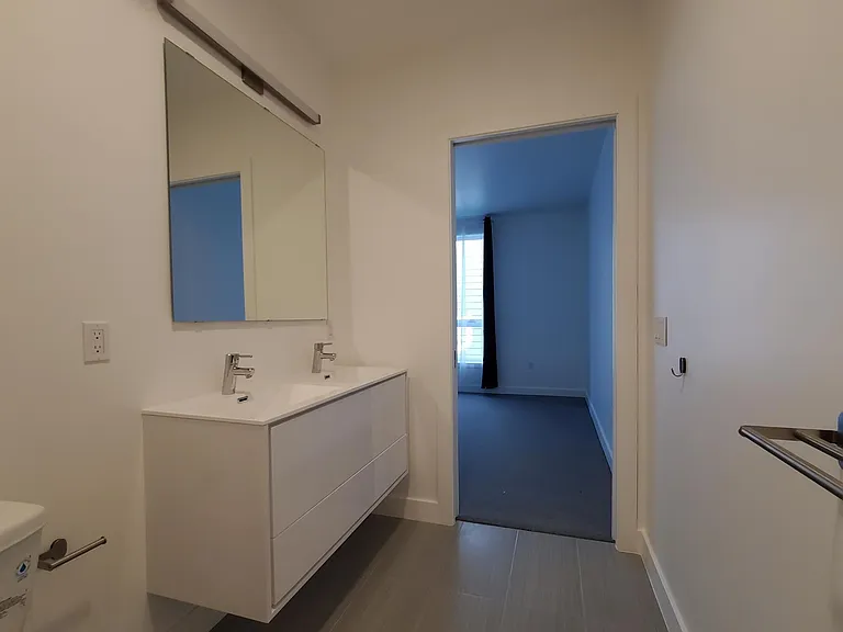 718 Clay St #503 — Photo 14