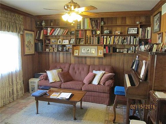 2nd image of 1417 Bluebonnet Dr