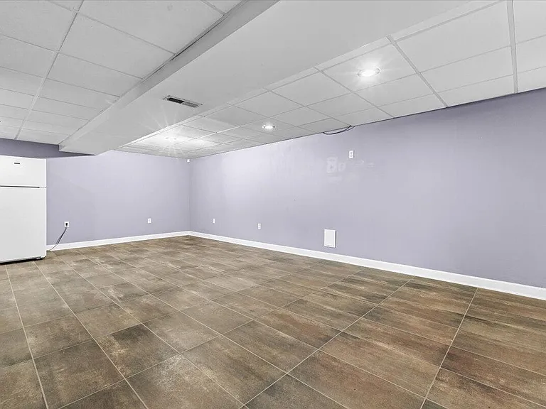2313 King St NE — Photo 23