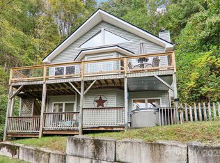 311 Jacks Knob Rd, Weaverville, NC 28787