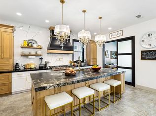 78618 Dancing Waters Rd, Palm Desert, CA 92211