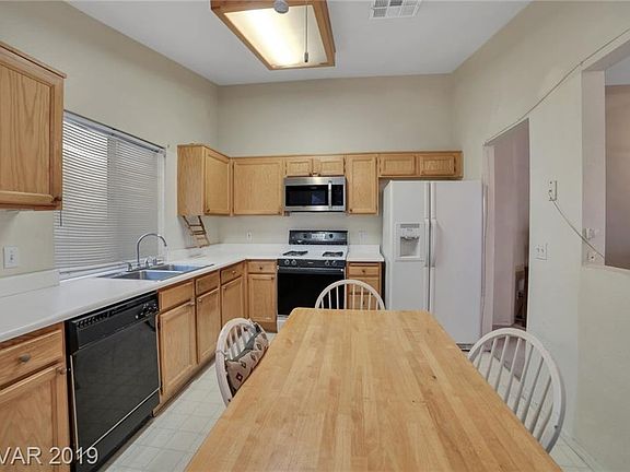 4th image of 1708 Villa Vista Way