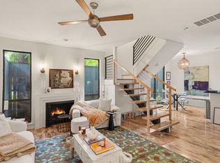 2100 Commonwealth St APT M, Houston, TX 77006