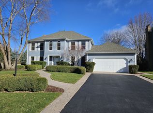 470 Tanglewood Dr, Cary, IL 60013