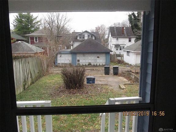2nd image of 230 Kenwood Ave