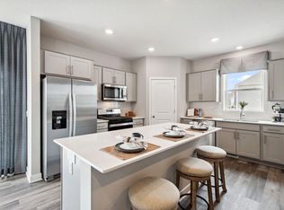 977 Stone Creek Dr, Jordan, MN 55352