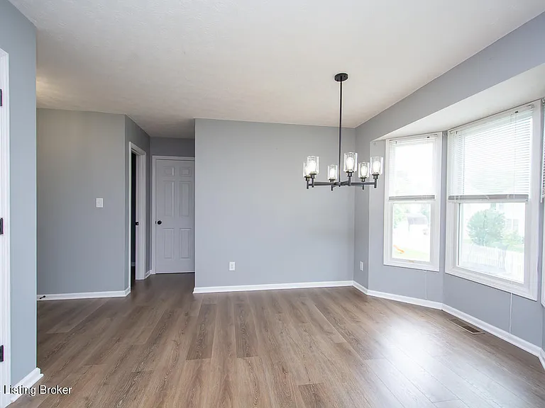6702 Shallow Rock Dr — Photo 22
