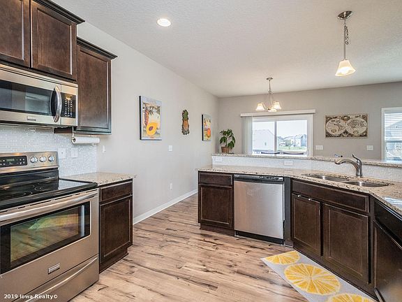 3rd image of 9808 Brightwater Dr