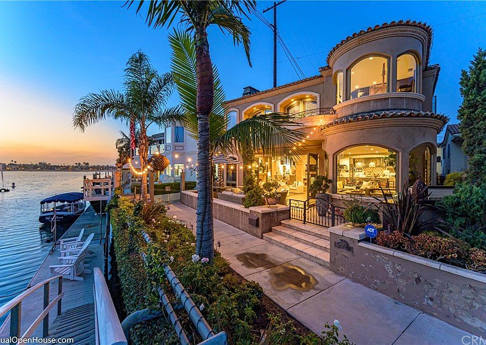 1st image of 5565 Naples Canal