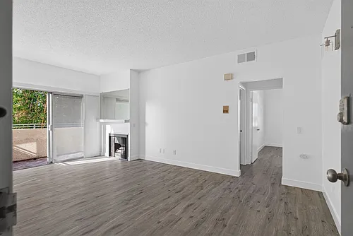 Floor plan 205
