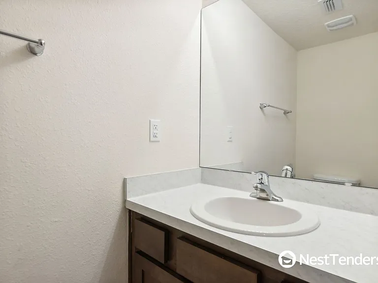 75530 Harvester St — Photo 12