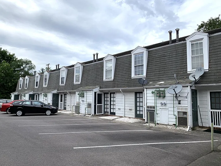 1801 Grandin Rd SW #2016 — Photo 8