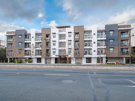 4th image of 2585 El Camino Real APT 419