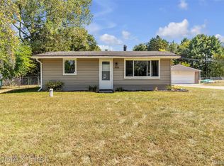 5052 Mary Sue Ave, Clarkston, MI 48346