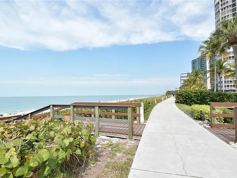 4551 Gulf Shore Blvd N #1001 — Photo 49