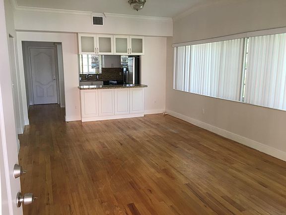 3rd image of 1135 92nd St #204
