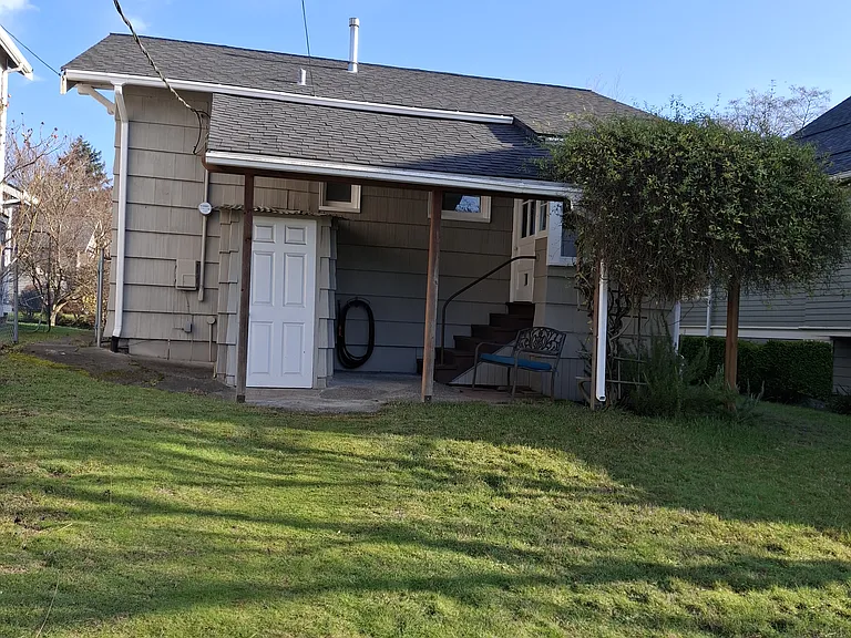 46th Ave SW — Photo 3