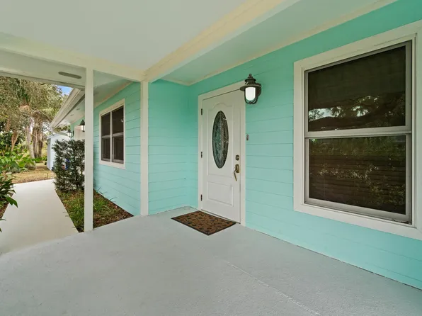 5345 SE 52nd Avenue, Stuart, FL 34997