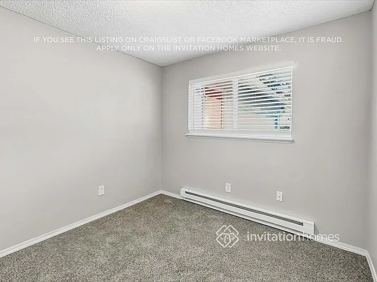 12428 42nd Ave NE — Photo 14
