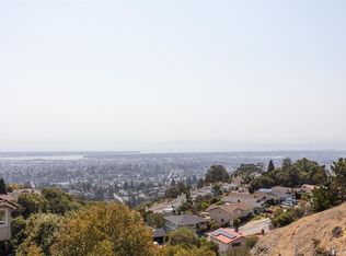 600 Via Rialto, Oakland, CA 94619