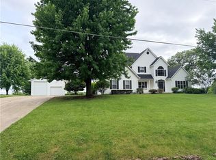 610 E 14th St, Maryville, MO 64468