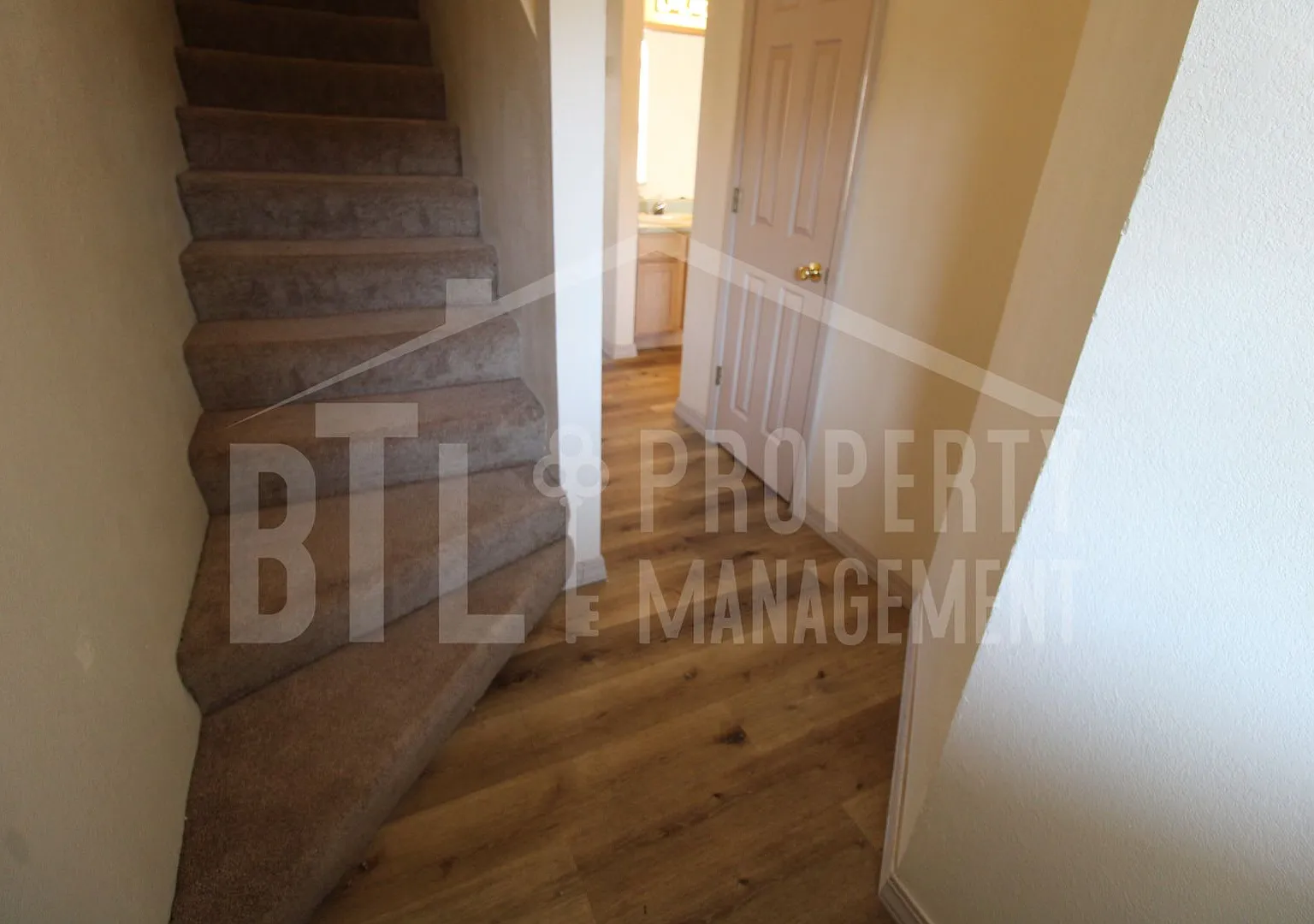 Charming 2 Bedroom in Branson! — Photo 4