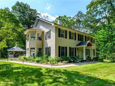 49 Spring Hill Lane North, Stamford, CT, 06903