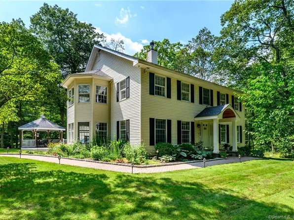 49 Spring Hill Lane North, Stamford, CT 06903