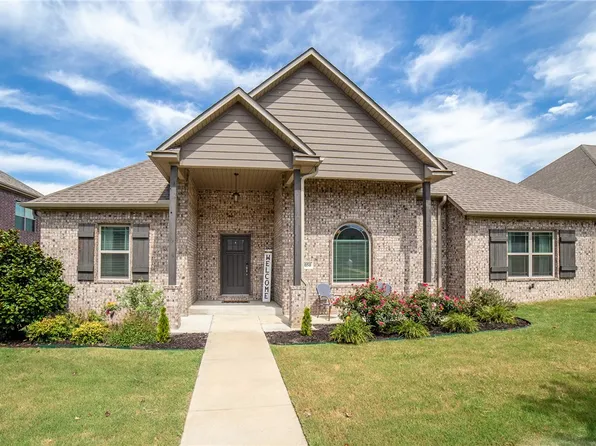 3050 E History St, Fayetteville, AR 72701