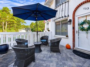 753 Blue Ridge Dr, Medford, NY 11763