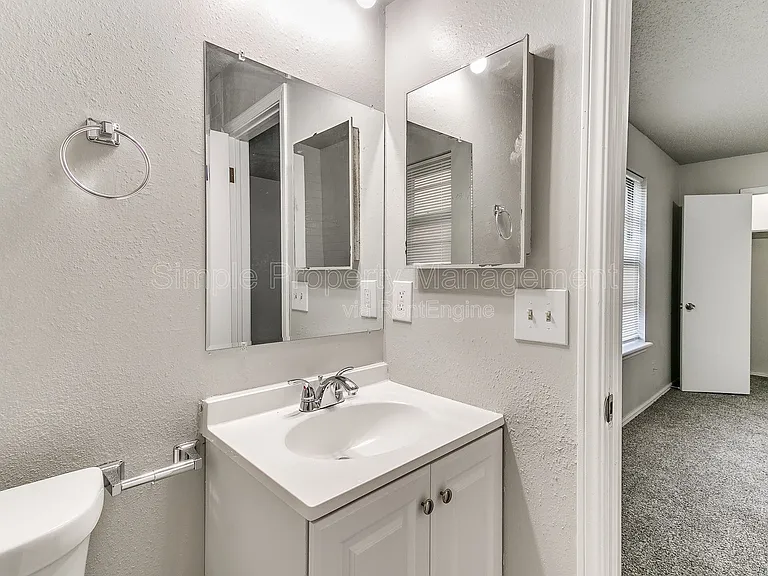 8510 Candlewood Dr — Photo 26