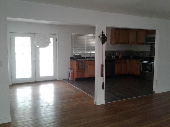 Open Kitchen/Living Room