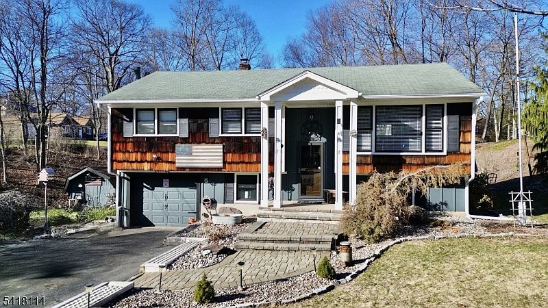 1st image of 5 Lenape Trl