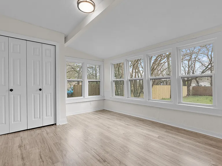 718 W Monterey St — Photo 25